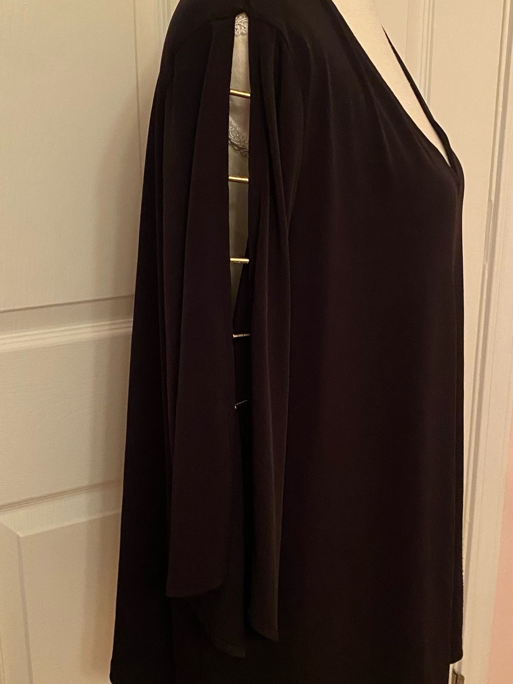 Michael Kors Black V-Neck Tunic Top - Picture 2 of 8